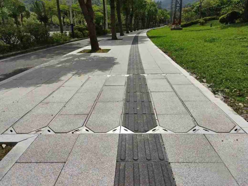 深圳無障礙設(shè)施
